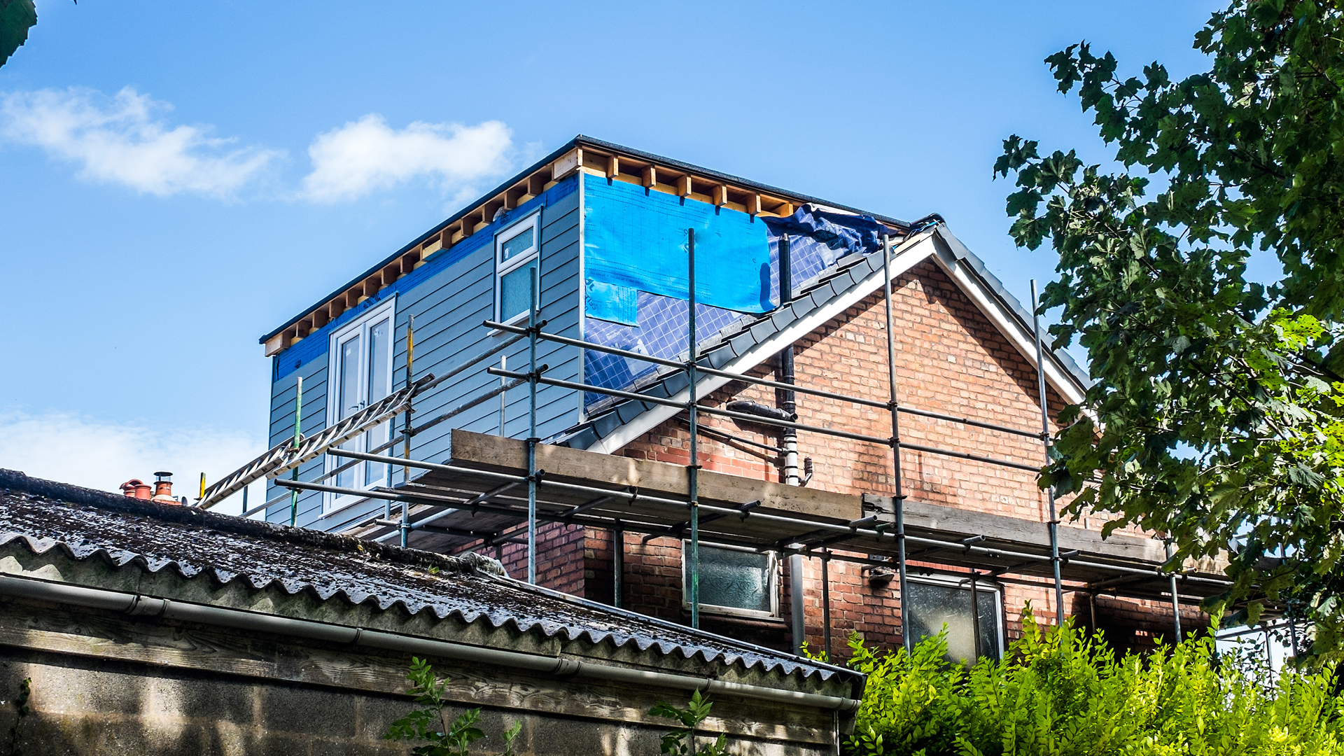 How Much Does a House Extension Cost in Bolton? A Local Guide for 2025